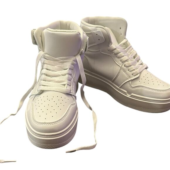 Streetwear Stylish White High Top Sneakers New Pretty Little Thing Lace Up 8 - Picture 2 of 7